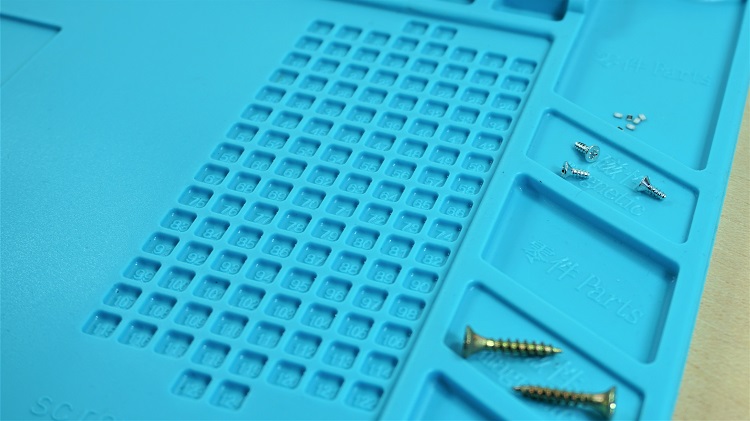 The 7 Best Soldering Mats 2023: Reviews and Buying Guide