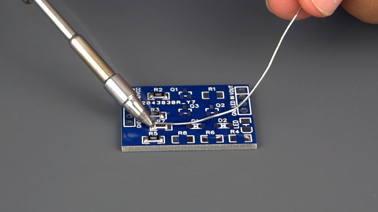 Soldering SMD Components with TS80 Soldering Iron