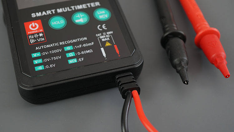 Mustool MT111 Touch Screen Digital Multimeter Probes and Connector
